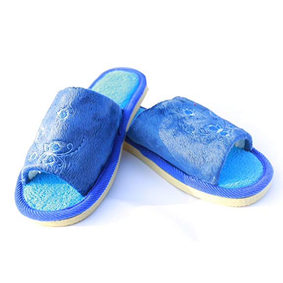 wise_wear's tweet photo. Winter Slipper, Men Women Couple Warm, Soft Women Winter Slippers
#winterslippers #warmslippers #cozyslippers #vietnamslippers #bambooslippers #indoorslippers https://t.co/ZqlXGYOrpn
