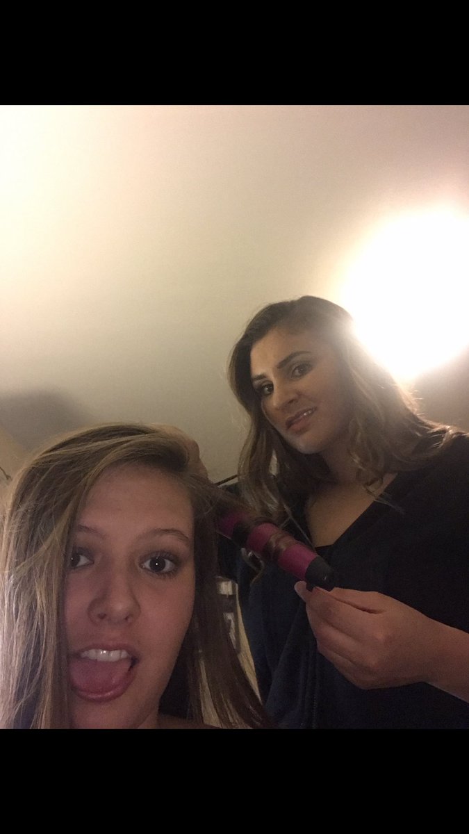 mbartsch12's tweet photo. Happy birthday my friend!!! Thank you for always making me laugh and doing my makeup/hair every weekend, I can’t believe I thought you were just a sensitive weirdo last year!! Love you sis 🥳🥰 https://t.co/UZyNfcsu3m