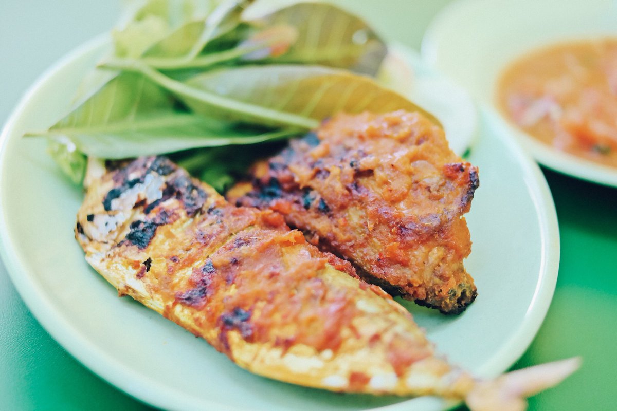 Gambar Lagi Bakar Ikan - Gambar Makanan