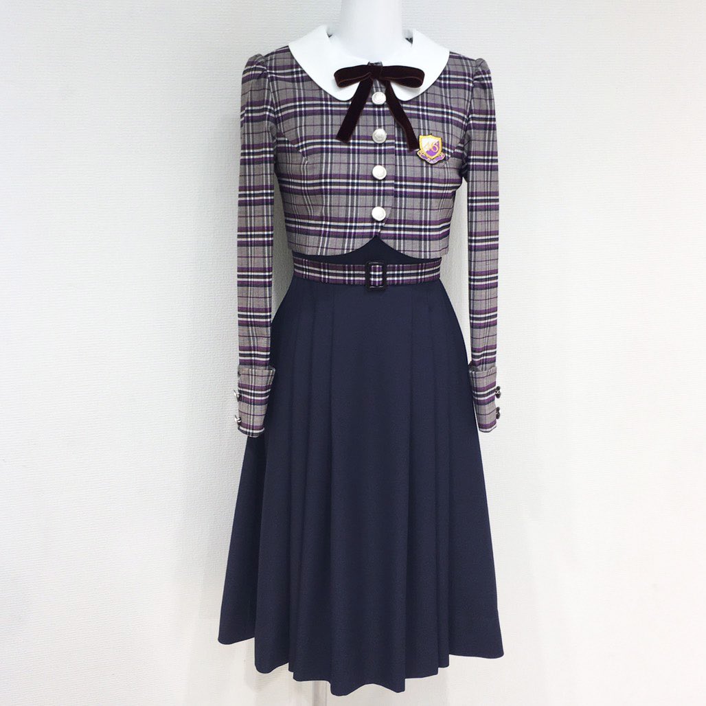 21thの制服に引き続き 乃木坂46 22thの新制服をデザイン、制作させて
