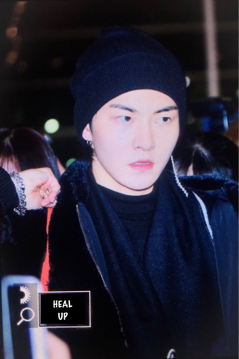Healup_Hwall's tweet photo. 181124 ICN 출국 

 #THEBOYZ #더보이즈 #활 #허현준  #HWALL https://t.co/fS81hLIeQP