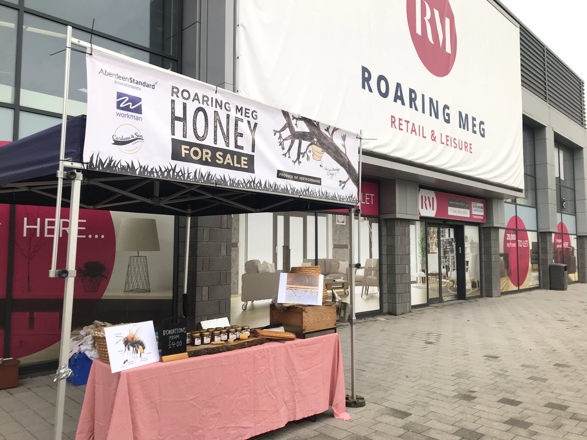 Workman_Enviro's tweet photo. We’re up and running at Roaring Meg R&amp;L Park, selling honey produced by our very own on-site bees! Come on down if you’re in the Stevenage area! #buzzing 🐝 https://t.co/Qv2wG0qZJH