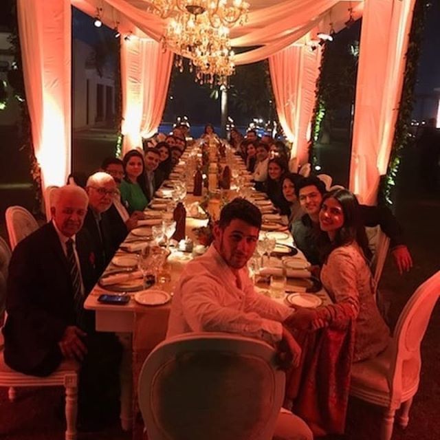 mcndigital's tweet photo. Priyanka Chopra celebrates Happy thanksgiving with family 
For more follow @mcndigital 
#priyankachopra #nickjonas #thanksgiving #pc #priyankchopramarriage #parineetichopra #bollywood #picoftheday #instagood #actor #celebrity #cinema https://t.co/tHTYA3DIgA https://t.co/BKULJSsNTo