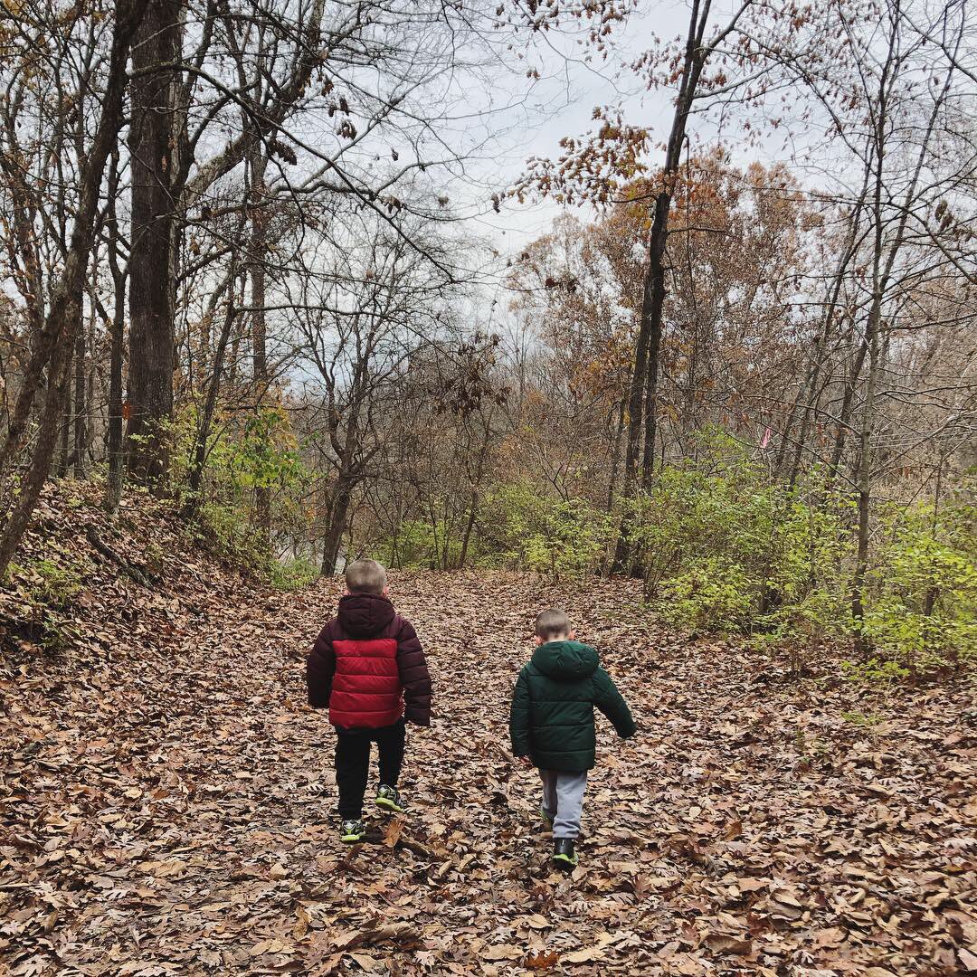 medvm07's tweet image. #trailsgiving with some pretty awesome #ACRC members! The boys hung in for 2 miles then we ate all the food! #41daysofAWESOME #DAY2 #Rwrunstreak #bibchat