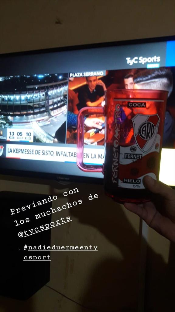 MarioCarpMillo's tweet photo. #NadieDuermeEnTyCSports Vamoos Riverr❤ https://t.co/6kb6gCpY4L