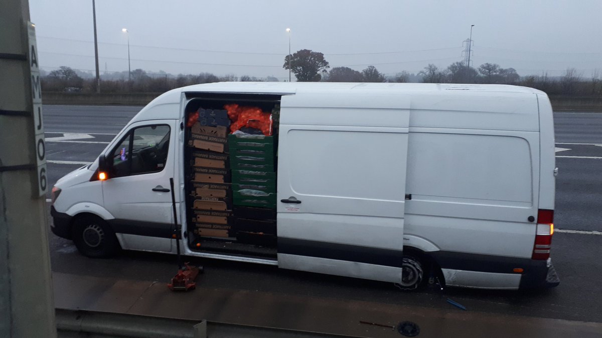 roadpoliceBCH's tweet photo. Just making some enquiries to establish how this might have happened ...
410562/0319 https://t.co/a6DYT176Up