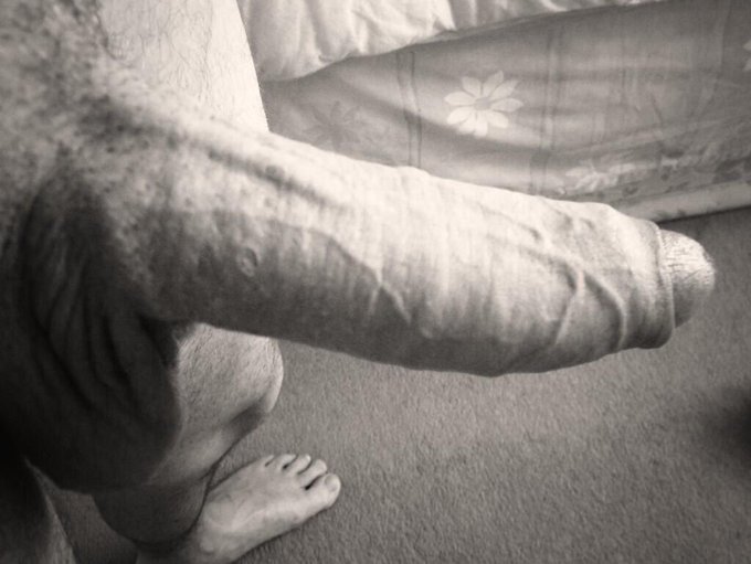 #horny #uncut #cock #dick @CocksDailyFans @CocksDailyVids #hardcock #harddick #morningwood https://t