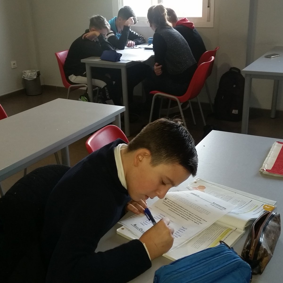 En INSTITUTO BÁLLOR también se trabaja los sábados. La educación y el desarrollo personal no entiende de días (Milani).