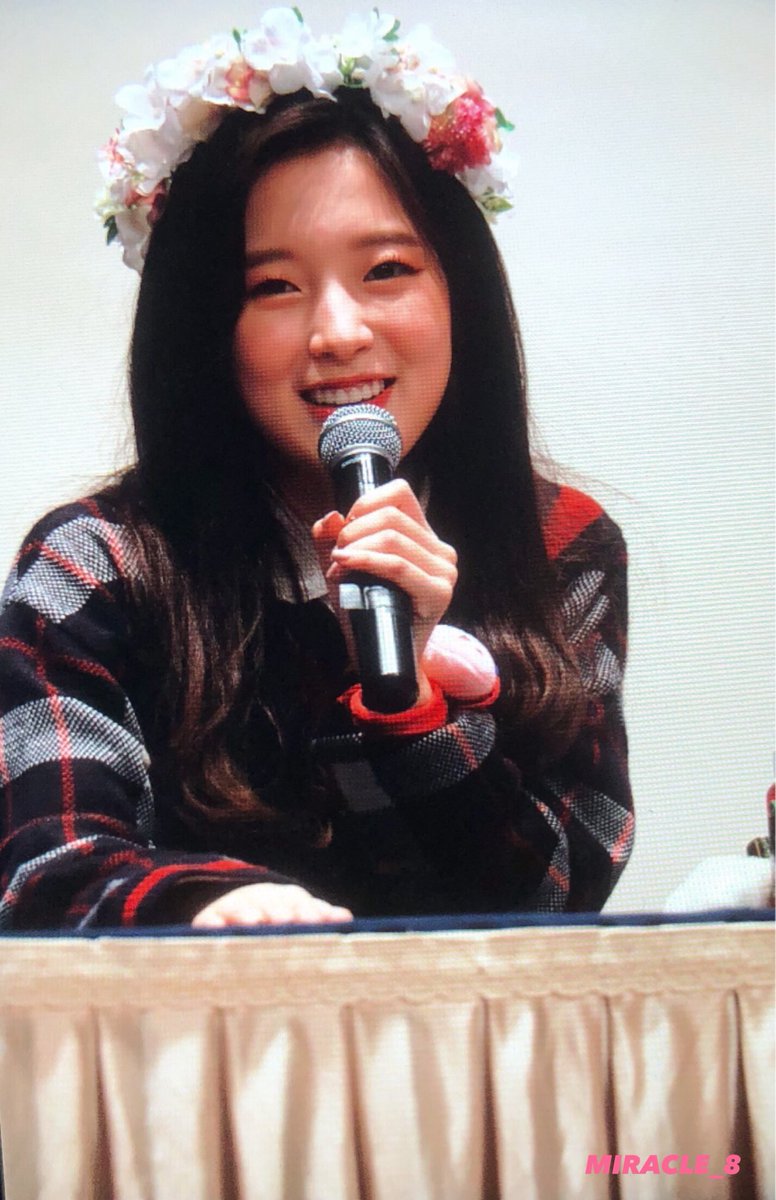 miracle__8's tweet photo. 181124 KBS 미디어센터 심석홀 팬사인회 프리뷰
#OHMYGIRL #오마이걸 #Arin #아린
(@WM_OHMYGIRL) https://t.co/4CzSHZKKLY