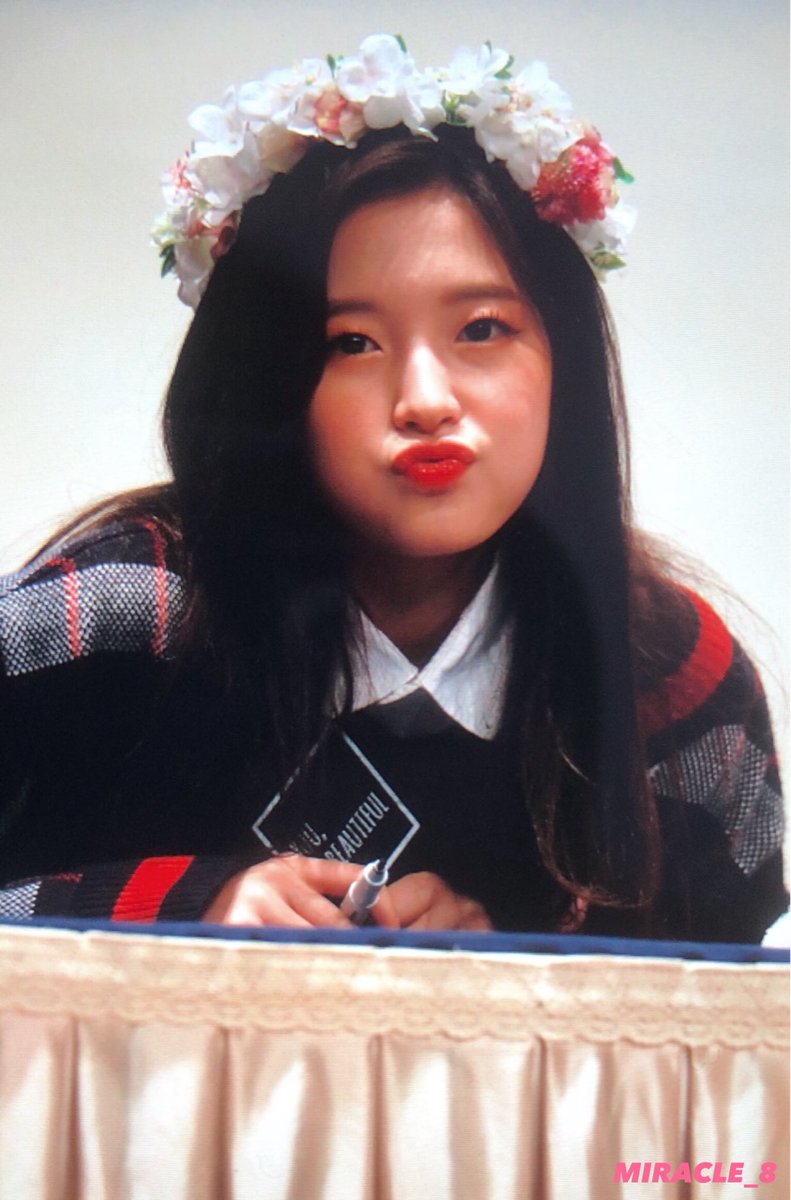 miracle__8's tweet photo. 181124 KBS 미디어센터 심석홀 팬사인회 프리뷰
#OHMYGIRL #오마이걸 #Arin #아린
(@WM_OHMYGIRL) https://t.co/4CzSHZKKLY