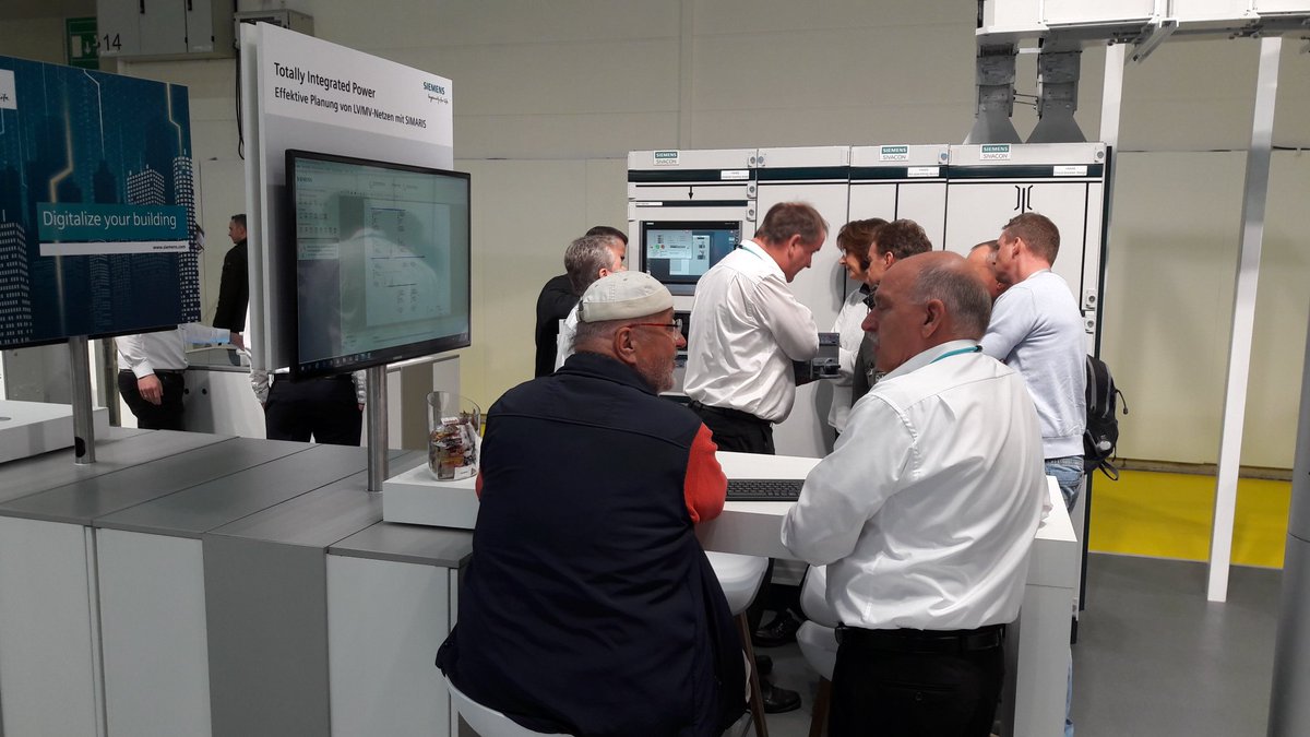 dawjanko's tweet photo. Heute letzter Messetag der #GETNord in Hamburg! Auch heute berät der #ConsultantSupport für #TotallyIntegratedPower von #Siemens wieder tatkräftig in Sachen #Energieverteilung! @SiemensDE #SICAM #SIPROTEC #SION #8djh #SIVACON8PS #5SV6 #geafol #3WL #Alpha3200 #Elektroplaner https://t.co/RB1Fn5vE6s