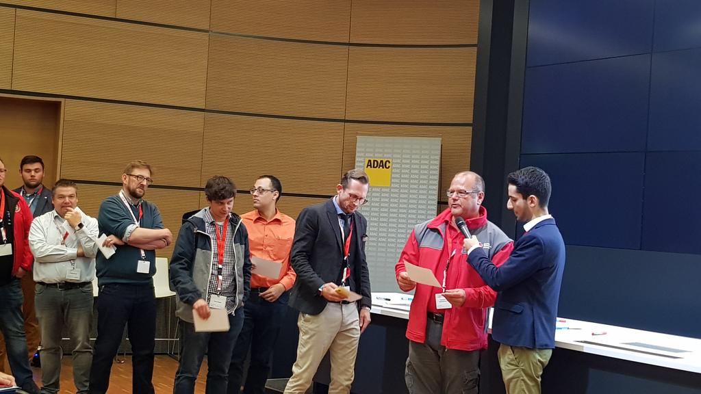 Heute sind <a href="/pintawohl/">Anna Carla Springob, M.A.</a> und ich beim Cross Media Day des <a href="/roteskreuz_de/">Deutsches Rotes Kreuz</a> in #München. Aktuell werden die einzelnen #Session|s vorgestellt. Es wird sehr interessant... #cmd18 #drk #roteskreuz #adac #barcamp