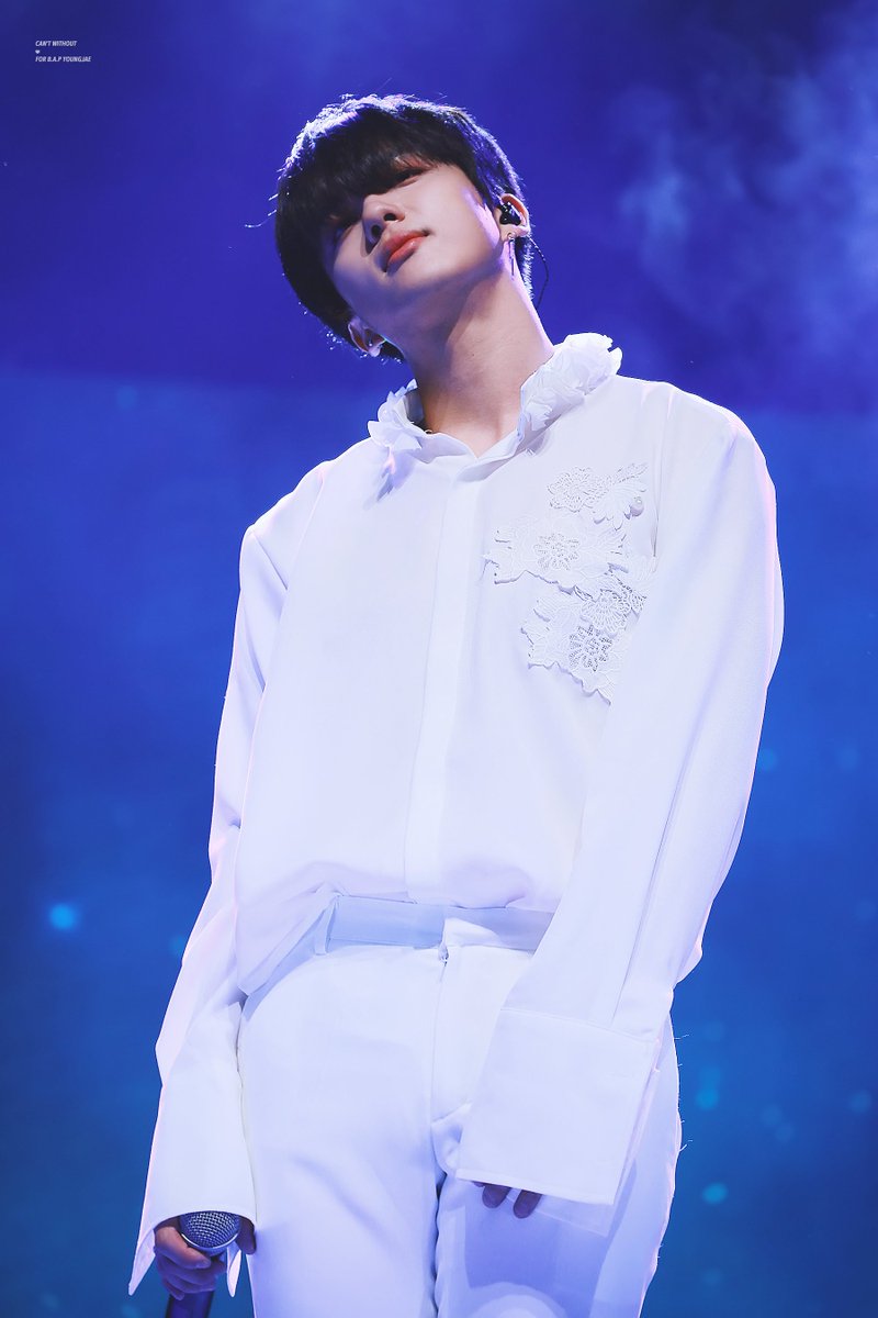 BAP_CW's tweet photo. 세상에서 제일 아끼는 사람이 너야.

#영재 @BAP_Youngjae https://t.co/epXhyZS1vR