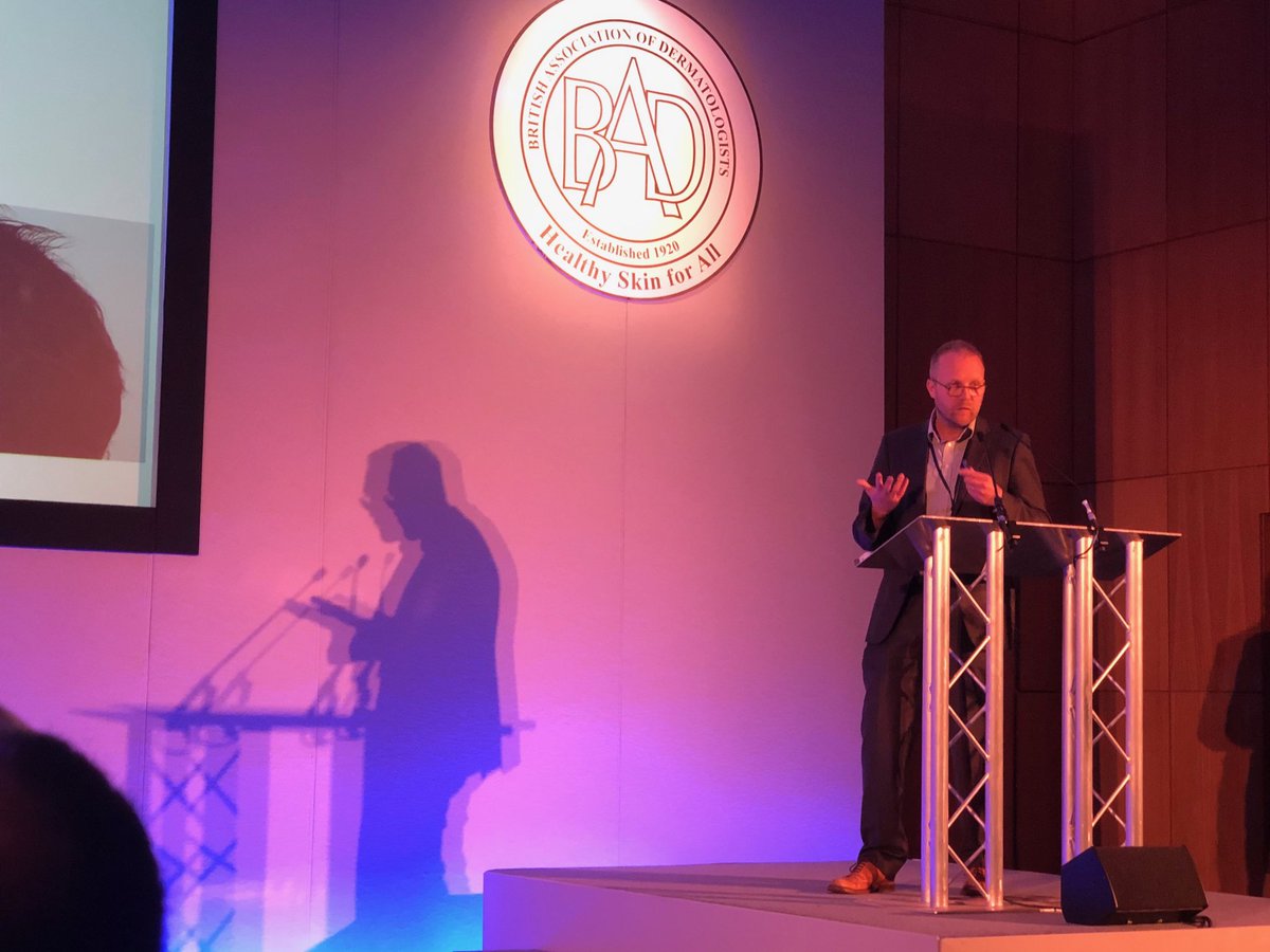 Dr Matthew Harries of <a href="/Everything/">Everything.com</a> Skin Clinic™ presenting his excellent talk on Hair Loss in women at ⁦@HealthySkin4All⁩ consultants course ⁦<a href="/HiltonHotels/">Hilton Hotels</a>⁩ #Manchester #hair #hairloss #alopecia