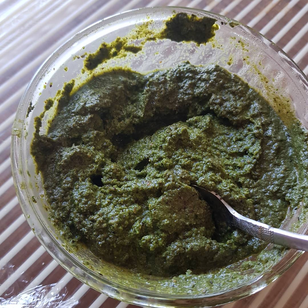 vanityparty's tweet photo. Went on a Cooking Spree the Outcome was this!
Alu Jamboo Gutke, Palak Kaapa, Kheera Rai Raita, White Rajma Stew, Bhanga Chutney and Mandwe ki roti...
#GoingBackToTheRoots #KumaoniFood #Uttaranchal https://t.co/bqMqcnfMna