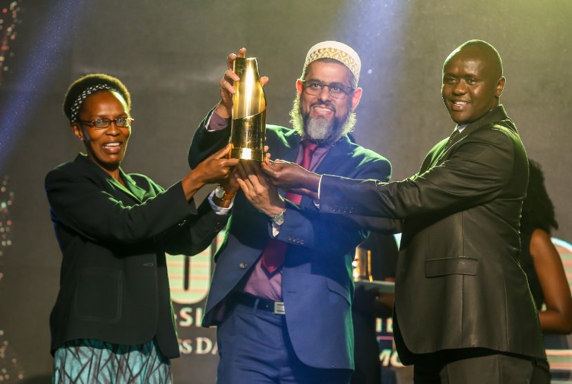 Computer_Pride's tweet image. We @Computer_Pride are honoured to receive our third straight @kenyatop100 award for being among the #Top100KE Mid-Sized Companies in Kenya. Yet again we demonstrate our commitment to be the best in the #Education &amp;amp; #Business solutions fields.
#BePartOfThePride
#YourLinkToSuccess