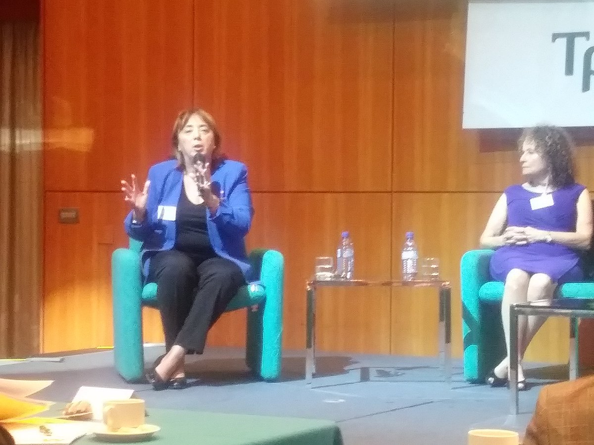 Stephanie Falzon, president BPW Malta presenting good practises whereby young pupils and lady professionals meet in an effort to promote gender equality <a href="/ogeelemesou/">BPW Limassol</a>