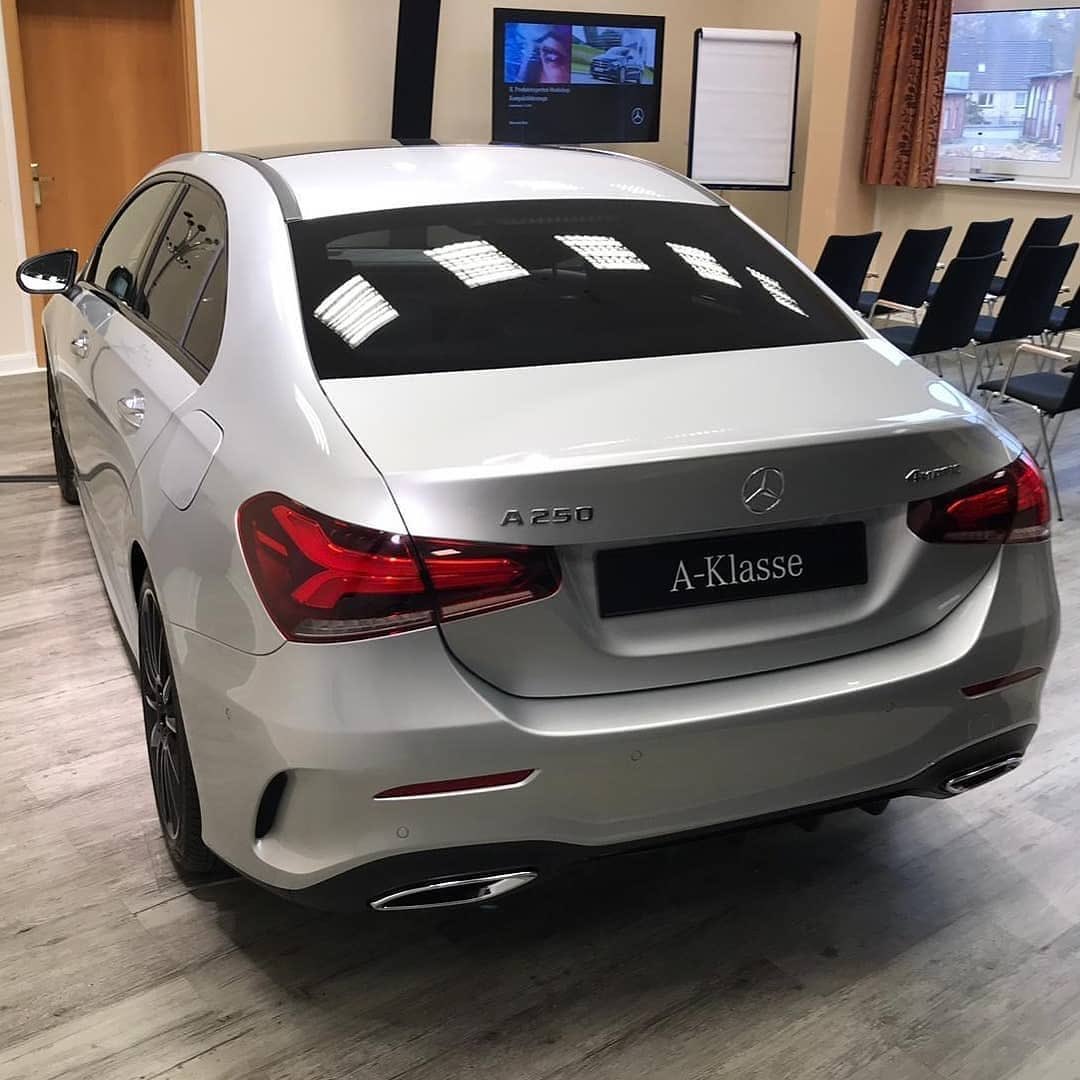 ابو ياﺳ ـين A Special Sedan 00 Sedan Mercedes Benz Amg 00 Aclass Asedan Gt Thebestornothing Mrbenz63