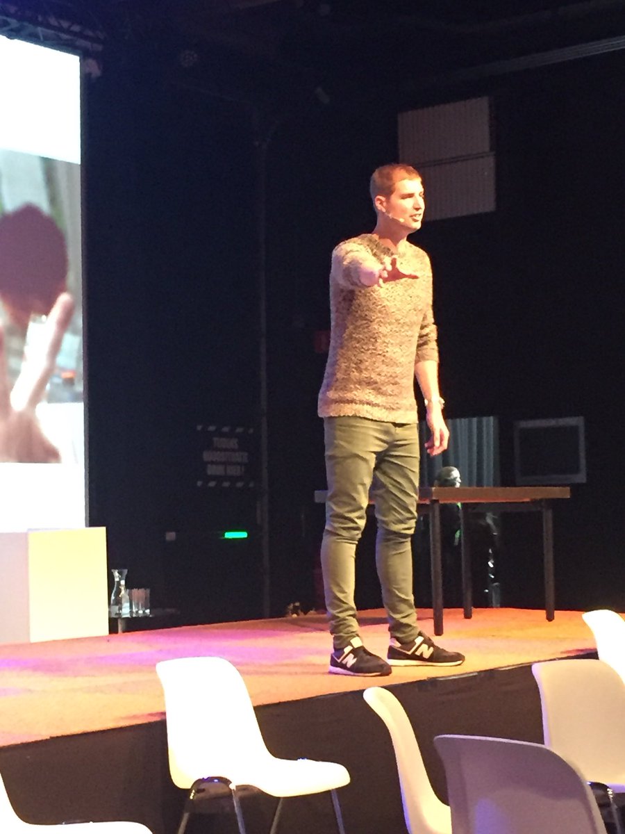 Wat fijn als je de weg weet, maar vaker is het onbekend. Hoe houd je de route dan vol? Dat lukt als je doet wie je bent >> Maarten van de Weijden @nst_po <a href="/schoolleider/">AVS</a>