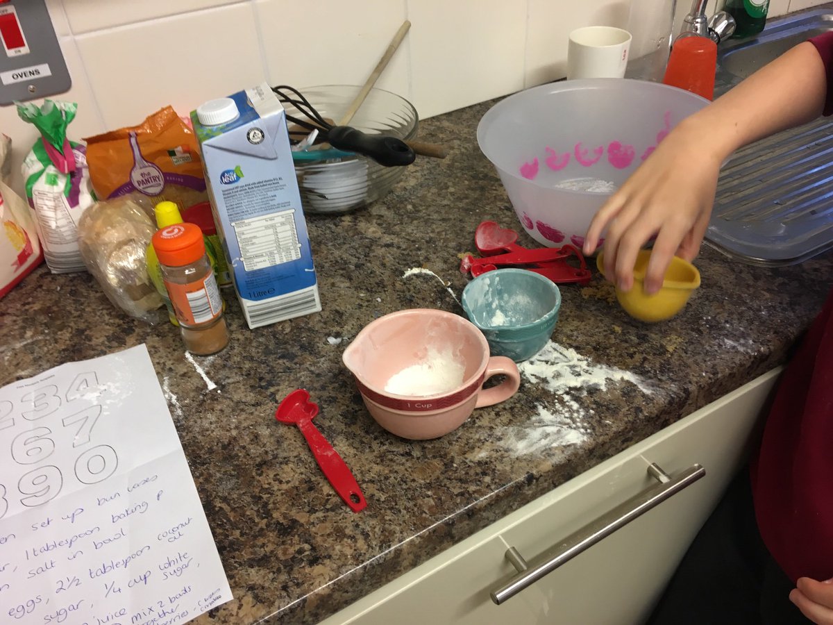 pjp_ie's tweet photo. We has great fun yesterday making blueberry muffins. We used our maths skills to measure the ingredients using 1 cup , 1/2 cup and a 1/4 cup.@PDSTPrimSTEM @Maths_Eyes @mathsweek #MsMagner #MsDromgoole #MsShaw #Baking #Yummy https://t.co/p1taC1oizP