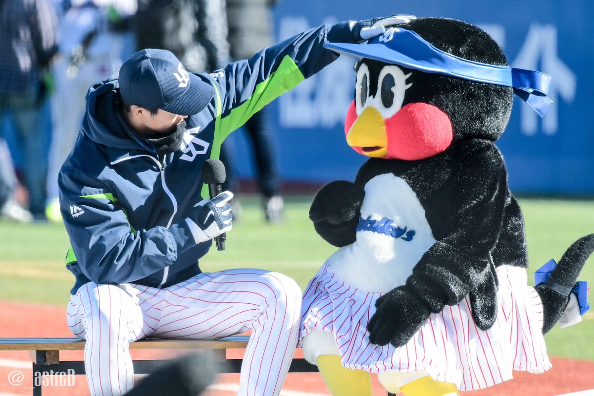 あずさ בטוויטר つばみちゃんを甘い言葉で励ます選手たち 照れてたのか顔を伏せるあきお つばみが頑張ってるの知ってるから と頭を撫でるこーたろー 同じく優しく頭を撫でる廣岡くん 見事つばみちゃんに選ばれた大村くんがつばみちゃんをあすなろ抱き笑 あずさ בטוויטר つばみちゃんを甘い言葉で励ます選手たち 照れてたのか顔を伏せるあきお つばみが頑張ってるの知ってるから と頭を撫でるこーたろー 同じく優しく頭を撫でる廣岡くん 見事つばみちゃんに選ばれた大村くんがつばみちゃんをあすなろ抱き笑
