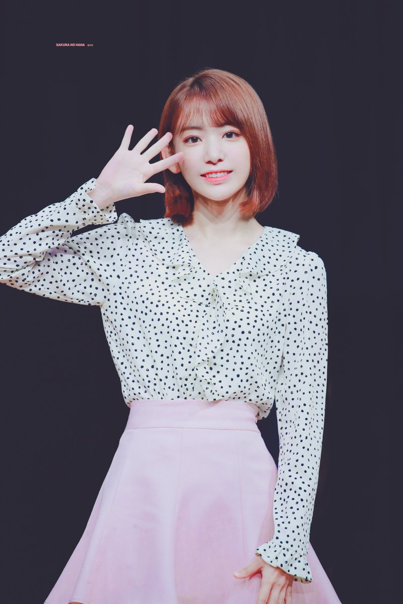 rilsakura's tweet image. 181118

話したい誰かがいるってしあわせだ 😇

#IZONE #아이즈원 #宮脇咲良 
#미야와키사쿠라 #사쿠라