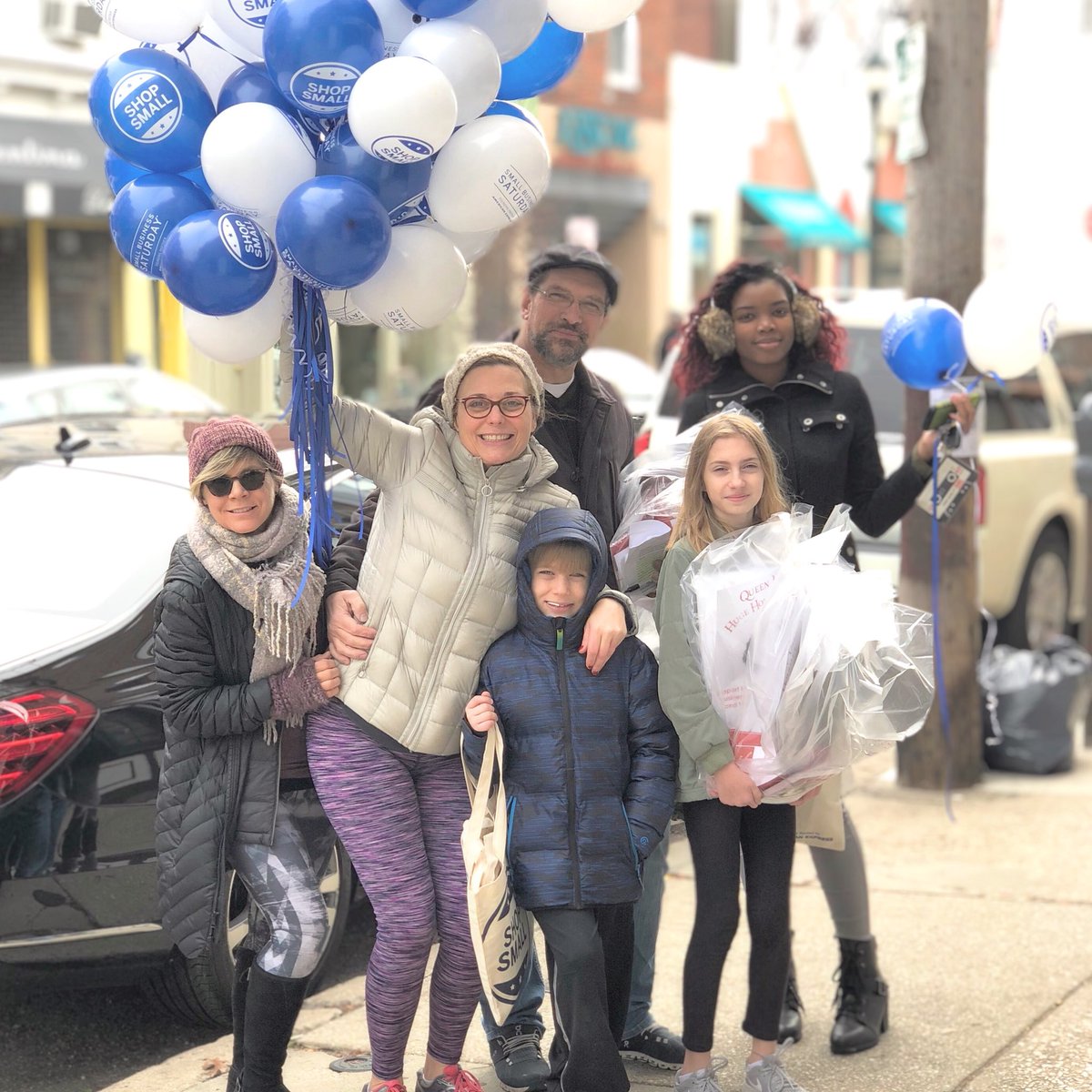 southstreetphl's tweet photo. Happy Small Business Saturday! Shop small, shop local at hundreds of businesses on South Street, Fabric Row, Queen Village and Society Hill. Follow the balloons to #shopsmall #shoplocal deals and features. #smallbusinesssaturday #fabricrow #southstphilly @fabric_row https://t.co/55KkpTWuDK