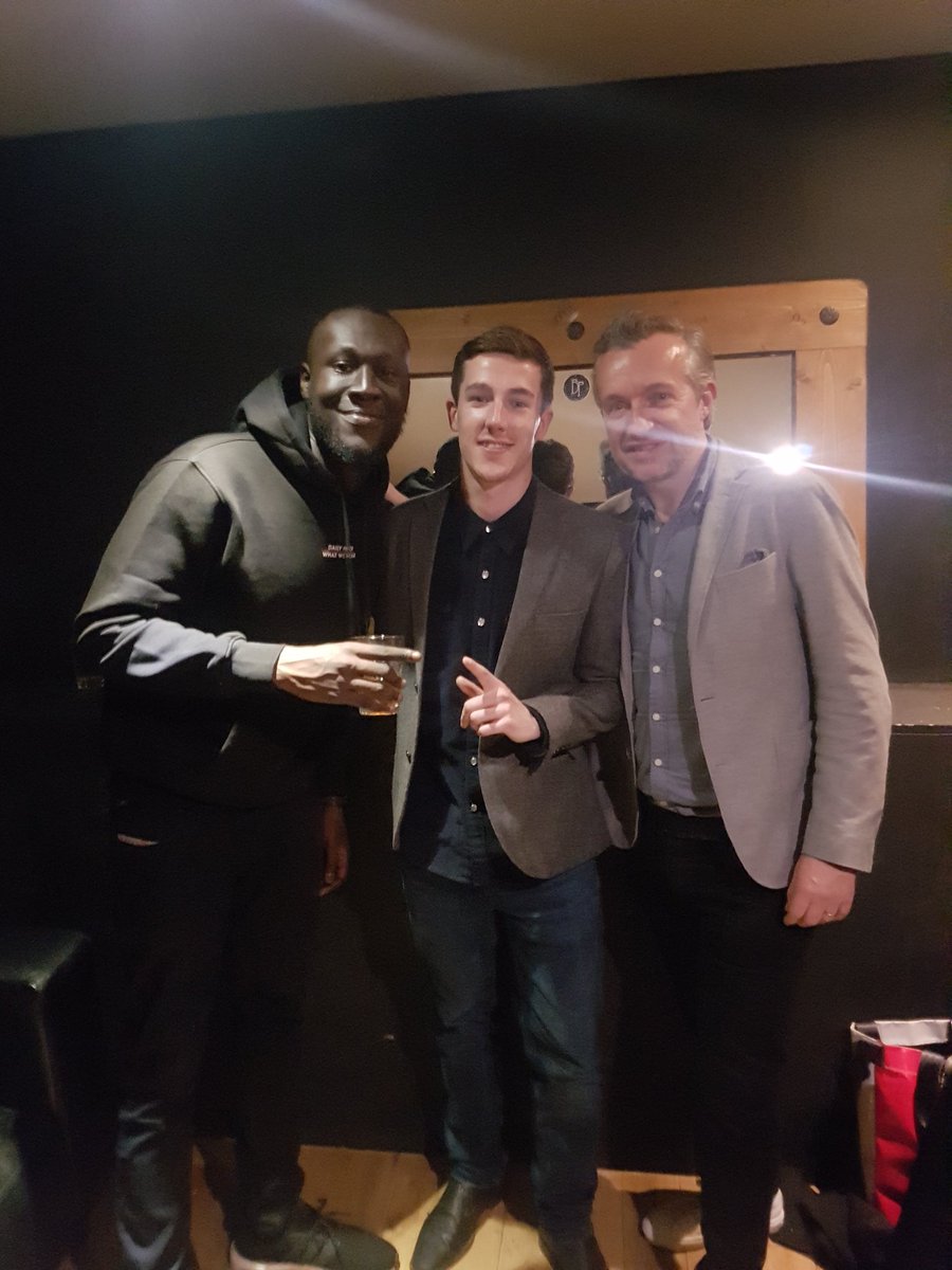 ColbyRams's tweet photo. Awesome night on Thursday for the #ProSoundAwards - meeting Big Mike and @FraserTSmith was definitely the highlight! 😎 https://t.co/LObKVNk7np