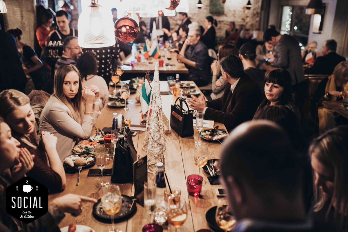 CCIE_Bulgaria's tweet image. #SocialAperitivoItaliano #FirstAppointment with #ItalianTradition #PromoEvent organized by us within #3WeekofItalianCuisineWorldwide @socialcafesofia #EveryWednesday from 5pm to 7pm #VivereAllitaliana