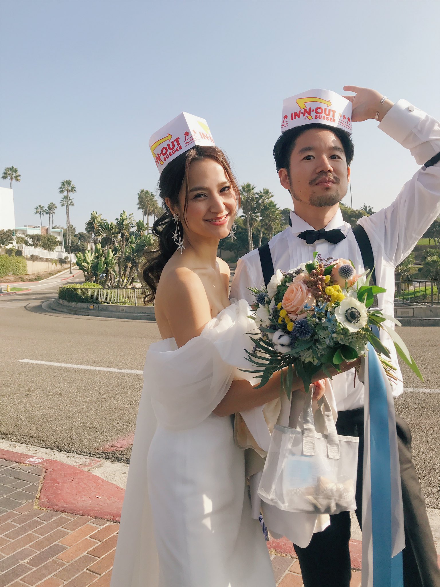 田中里奈 楽天room始めたよ 仲良し二人の結婚式でlaに 皆で何日も遊んで 長期的にお祝いしてるみたいな旅で最高に楽しいよ