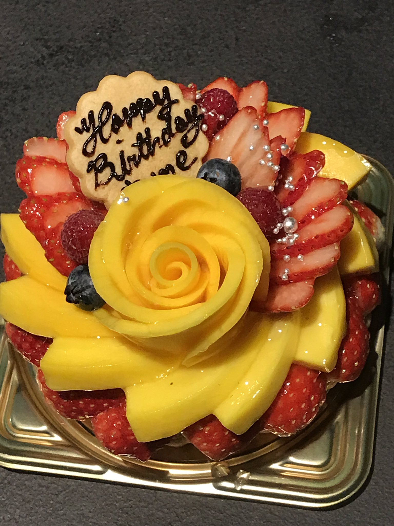 えむらっち 自分の誕生日にご褒美バースデーケーキ カフェコムサ コムサステージ銀座店 イチゴとマンゴーのタルト バースデーケーキ 11月25日 誕生日 なるとリボン会 T Co Nwukcexjsj Twitter えむらっち 自分の誕生日にご褒美バースデーケーキ カフェコムサ コムサステージ銀座店 イチゴとマンゴーのタルト バースデーケーキ 11月25日 誕生日 なるとリボン会 T Co Nwukcexjsj Twitter
