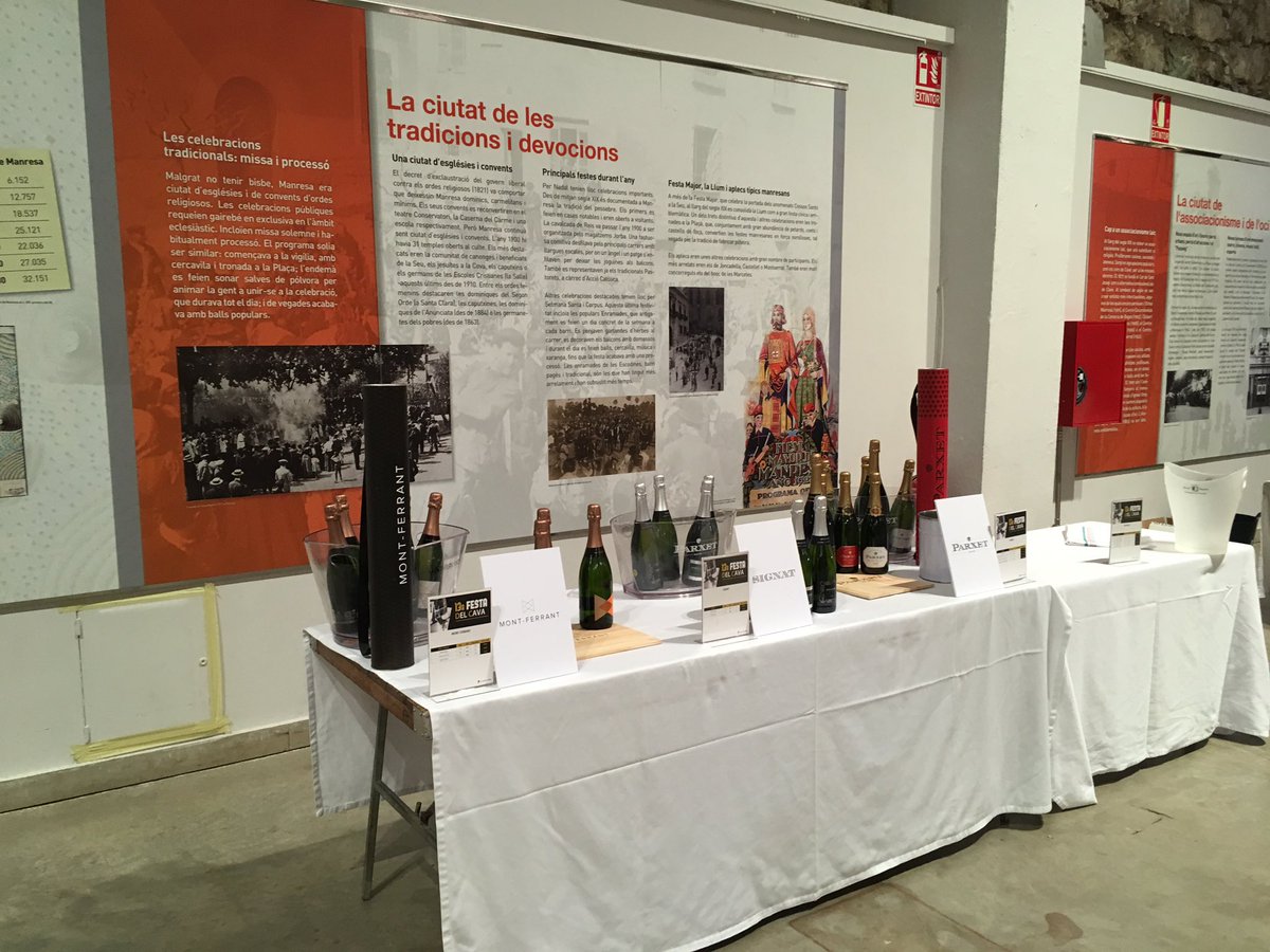 Todo #apunto para empezar #festadelcava #2018 @elpetitceller <a href="/ManresaTurisme/">Manresa Turisme</a> <a href="/VinsPladeBages/">Vins Pla de Bages</a>