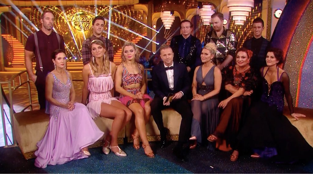 DWTSIRL's tweet photo. Throwback to the Class of 2017 and Class of 2018! 💃🏻🕺

It won’t be long til we get to meet the Class of 2019! 🙈

#DWTSIrl #DWTS https://t.co/EfegjgSasS