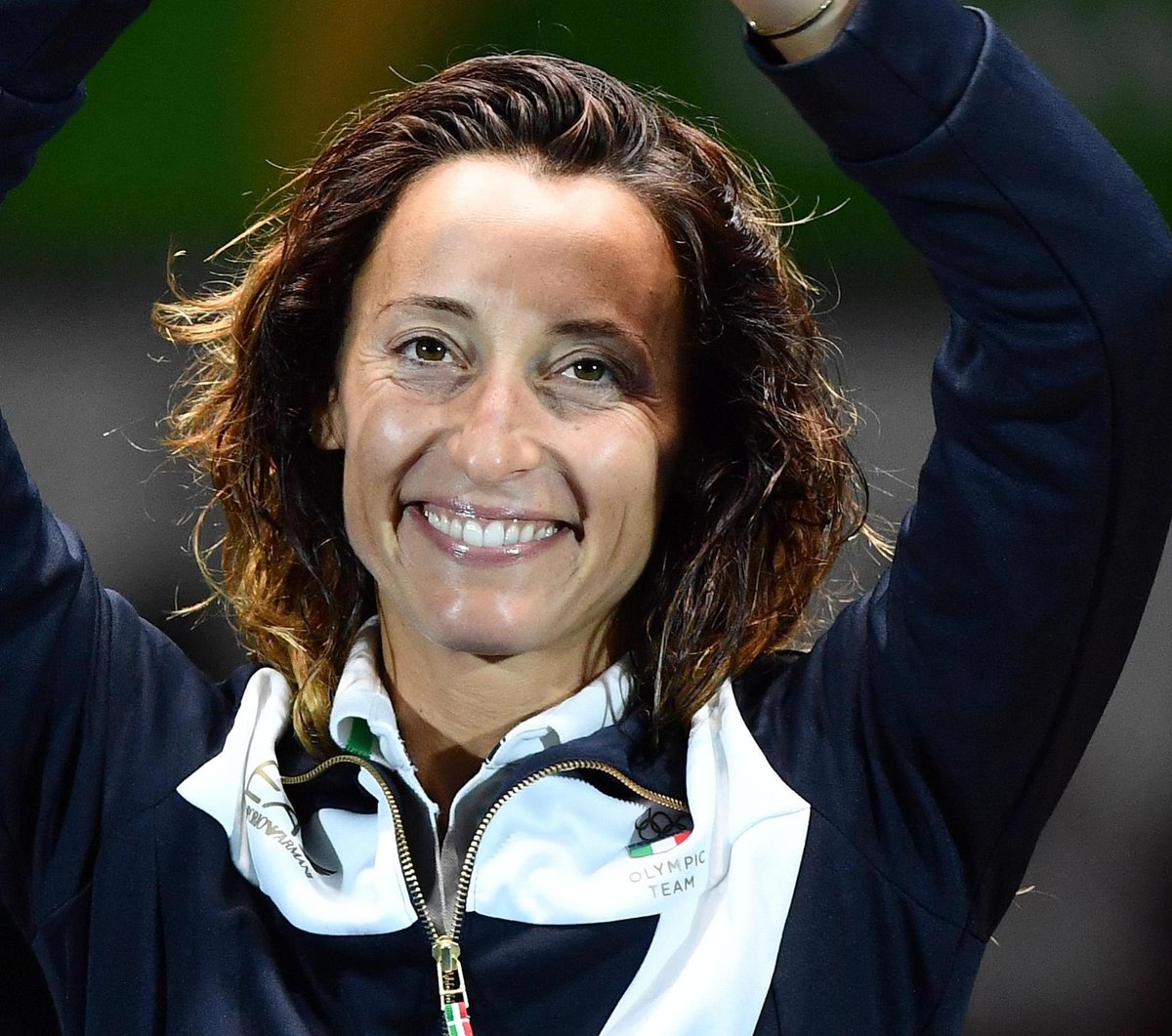 ItaliaTeam_it's tweet photo. Mamme fiorettiste show!!! 🤺💙

Al rientro in Coppa del Mondo, @ElisaLovesJesi e @martinabepi si sfideranno in semifinale ad Algeri! 

#ItaliaTeam @Federscherma https://t.co/vcFgJDfWIm