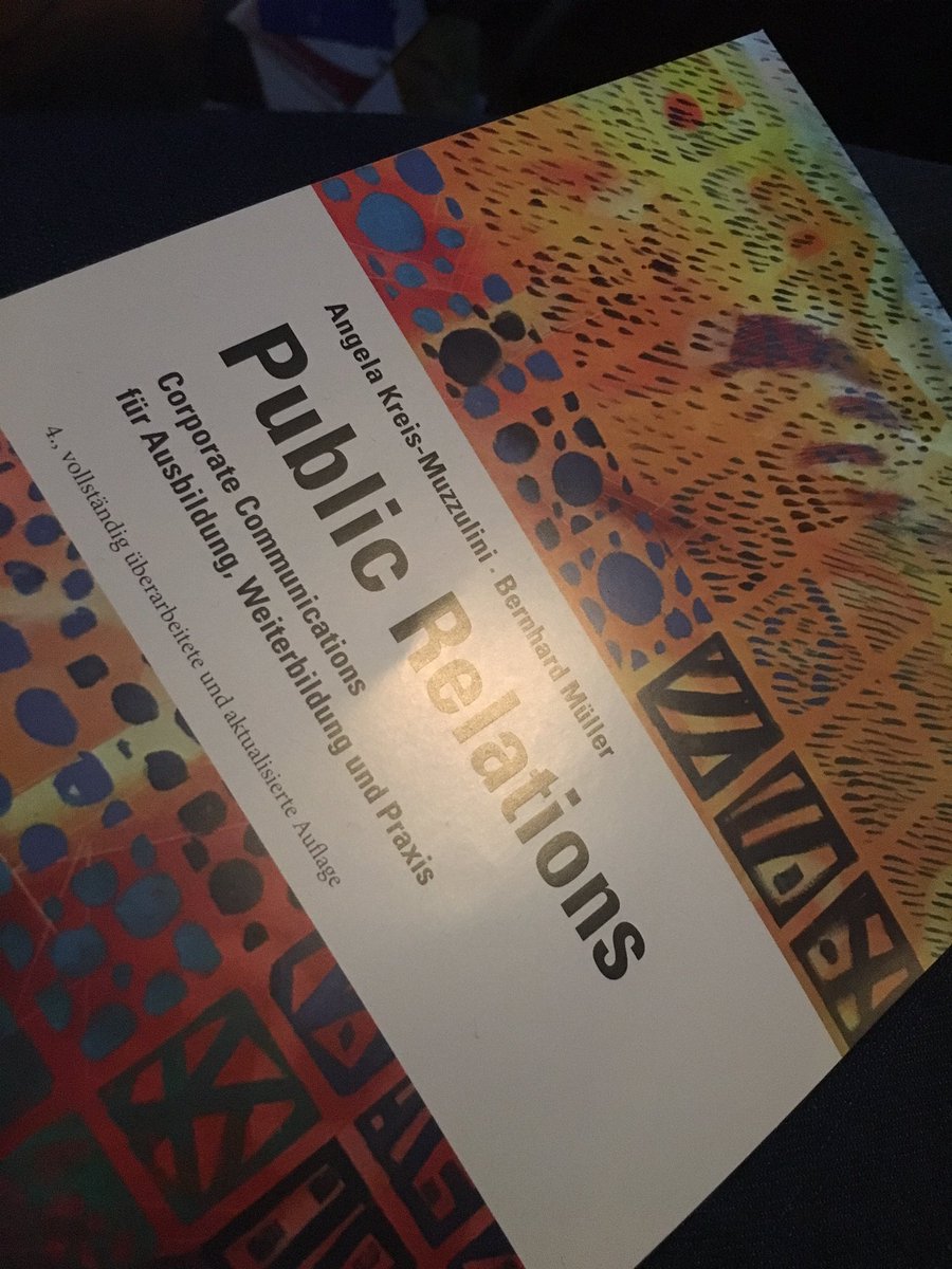 SVonarburg's tweet photo. Paid Content will Storytelling machen, personalities zeigen. Geschichten erzählen - oder Märchen erzählen. Where has all journalism gone?  #bmt18 @syndicom_de https://t.co/gTOTKQk5nY