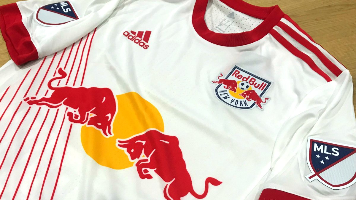 Who ya got: #UniteAndConquer or #RBNY?

Retweet THIS TWEET for a chance to win a <a href="/NewYorkRedBulls/">Red Bull New York</a> or <a href="/ATLUTD/">Atlanta United FC</a>  jersey. Contest runs 24 hours: soc.cr/Lub930mH4E9 // <a href="/Audi/">Audi USA</a> #MLSCupPlayoffs