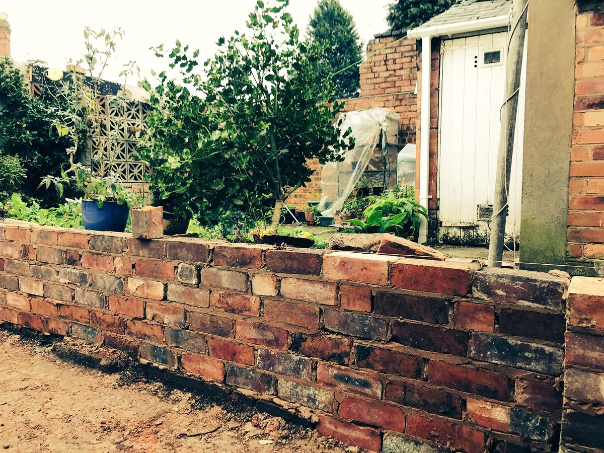 ConortheNolan's tweet photo. Took them less than 7 hours to rebuild this wall.
My contribution of zero involvement in laying any bricks was key to the the efficiency.......
Outstanding work 😃👏🧱🧱👏
#brickyourself https://t.co/qjStOhYLUf