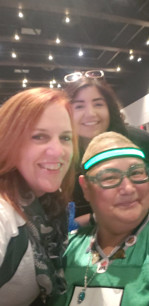 JaniceOwen's tweet photo. Day 2 (well 3 really) was SO much fun. Got to see so many #CFL great people again. Worth the lack of sleep !! #upandattem #bringonday3 #GreyCup106 https://t.co/SOqZ59GdSG
