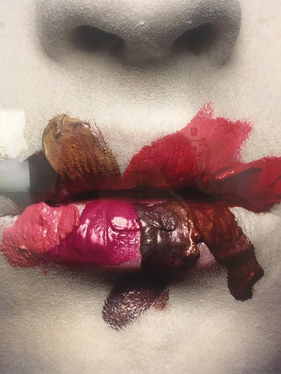 musicmadmarc's tweet photo. Decisions. Decisions. Irving Penn. Museum of Photographic Arts San Diego. Inspiring stuff. 0.277 #MOPASD #Museumofphotographicarts #SanDiego #BalboaPark #California https://t.co/aMqN33CkSw