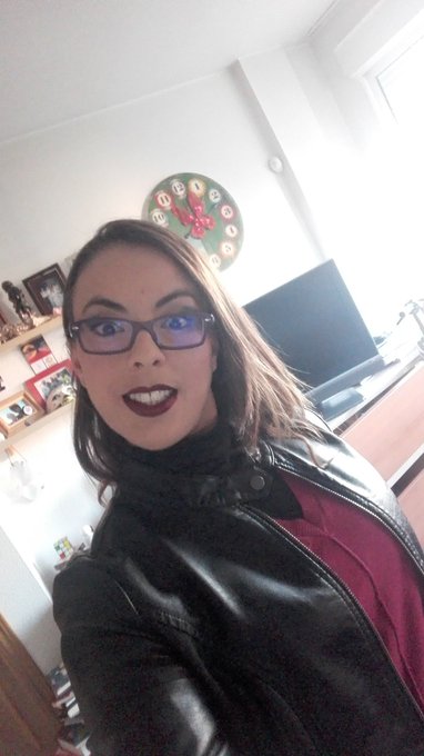 💋 Qu&eacute; empiece el show 💋 s&aacute;bado sabadete...😝💖😝 https://t.co/32qyR6beQM<a href="/tag/nuevafotodeperfil"class="tags"><span>#nuevafotodeperfil</span></a>