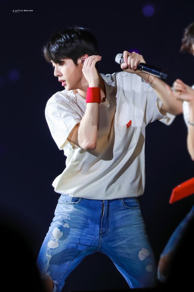 BTS JAPAN OFFICIAL on Twitter "BTS⁠ ⁠WORLD STUDIO ‘LOVE