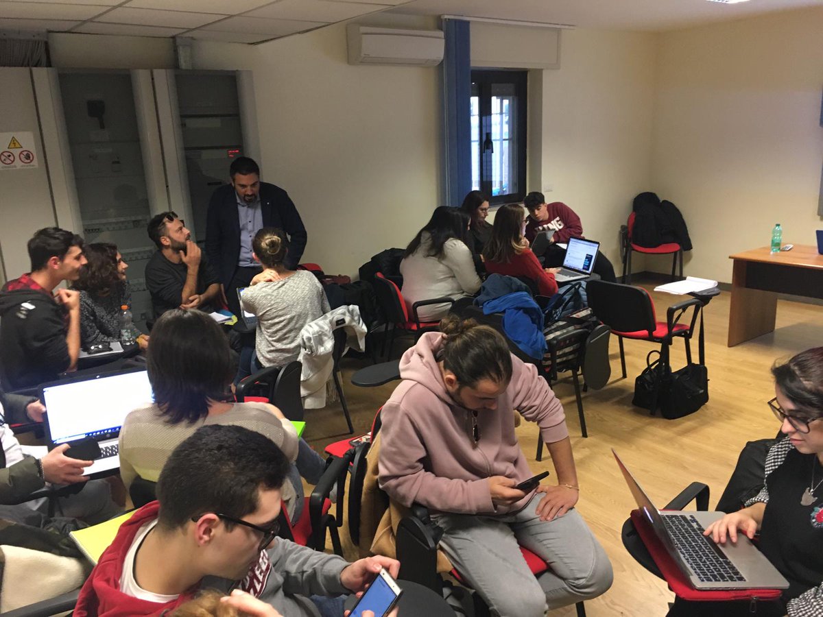 lucarallo's tweet photo. Scoprire la realtà di @ApuliaDigitalM è stato davvero entusiasmante!
I ragazzi del corso di "Digital Media Specialist" sono brillanti e motivati. Grazie @Elerocca per questa grande opportunità! #Foggia ci vediamo molto presto!
#DigitalPR #InfluencerMarketing #ApuliaDigitalMaker https://t.co/e5q7kUYjDh