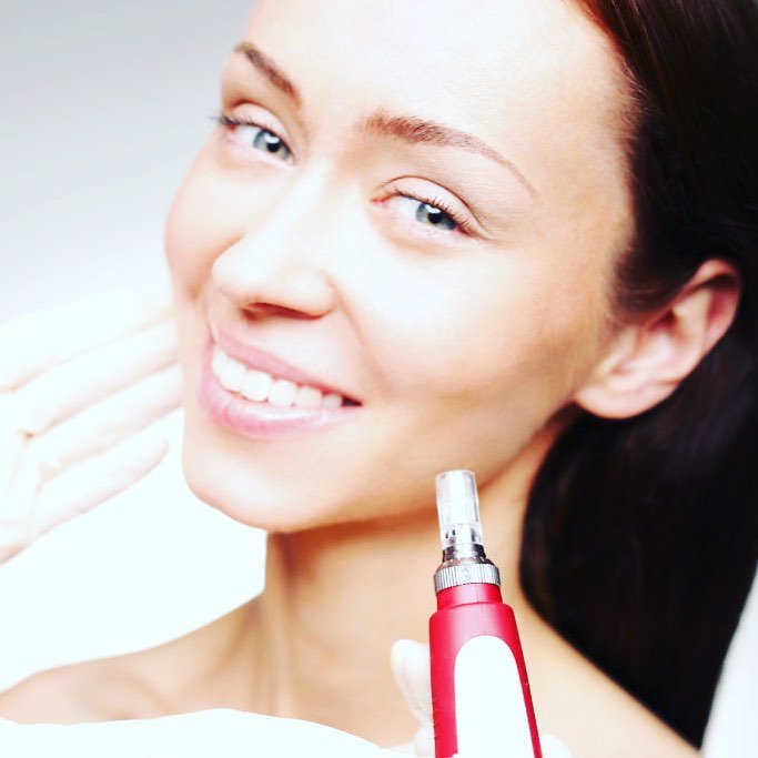 adorewellness's tweet photo. How much do you know about microneedling? The latest quest in the industry to keep your skin youthful plus a great treatment for this time of year. Contact the clinic now to book your appointment with our skin therapists and get your winter skin glowing.
#MicroNeedling #DermaPen https://t.co/lGmGkY87ln