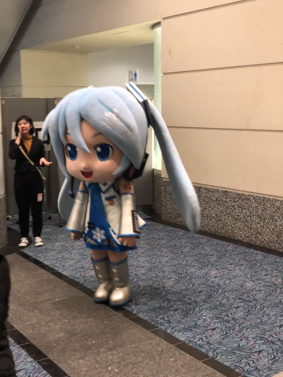 hm__39's tweet photo. お疲れ様でした！
久しぶりにミクさんに会いに行けたので大変満足
 #初音ミク���ンフォニー https://t.co/lvkPGS3aRo