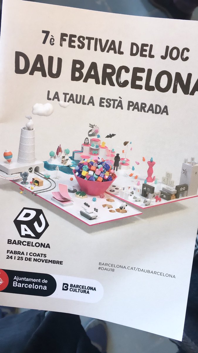 SheilaBoudount's tweet photo. Dando vueltas en el @DAUBarcelona y encontrándome a maravillas como @pepepedraz, @Noeblanch, @BornToBePank, @albert_falguera ... #Dau2018 #DauPro https://t.co/3x7vAJdE6R