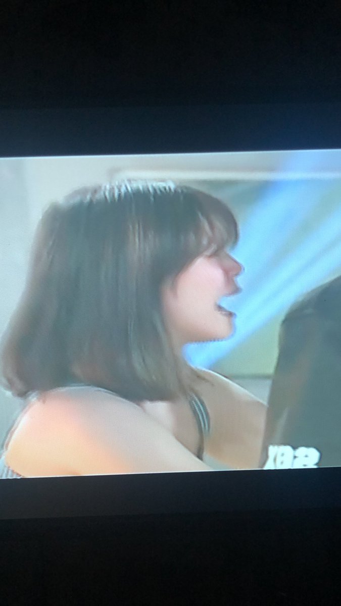 ehlalicious's tweet photo. @superjanella 💚
#PBBBigCelebr8tyChallenge https://t.co/luIeBb30BI