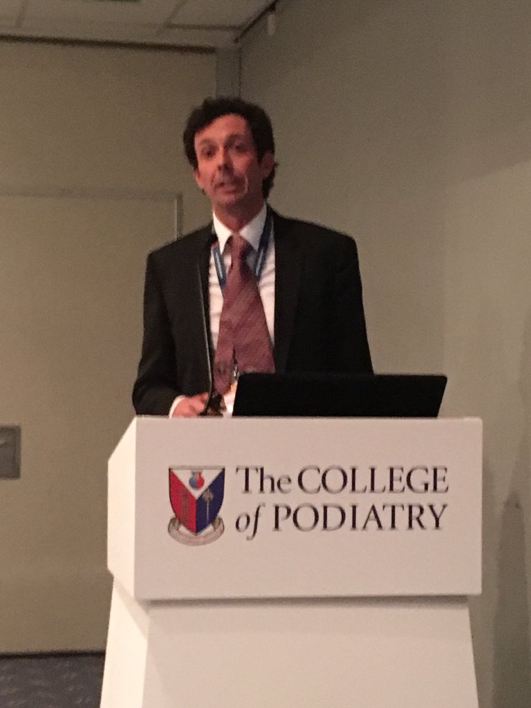 RoyColPod's tweet photo. Consultant Podiatric Surgeon Lee Murphy from @BlackpoolHosp speaking in the Podiatric Surgery concurrent session on Neuroma Surgery- dorsal approach 12 month case series- post op results @STaylorPodiatry @SurgeryFoot @podsurgery #copconference18 https://t.co/NBFcGjVkk5