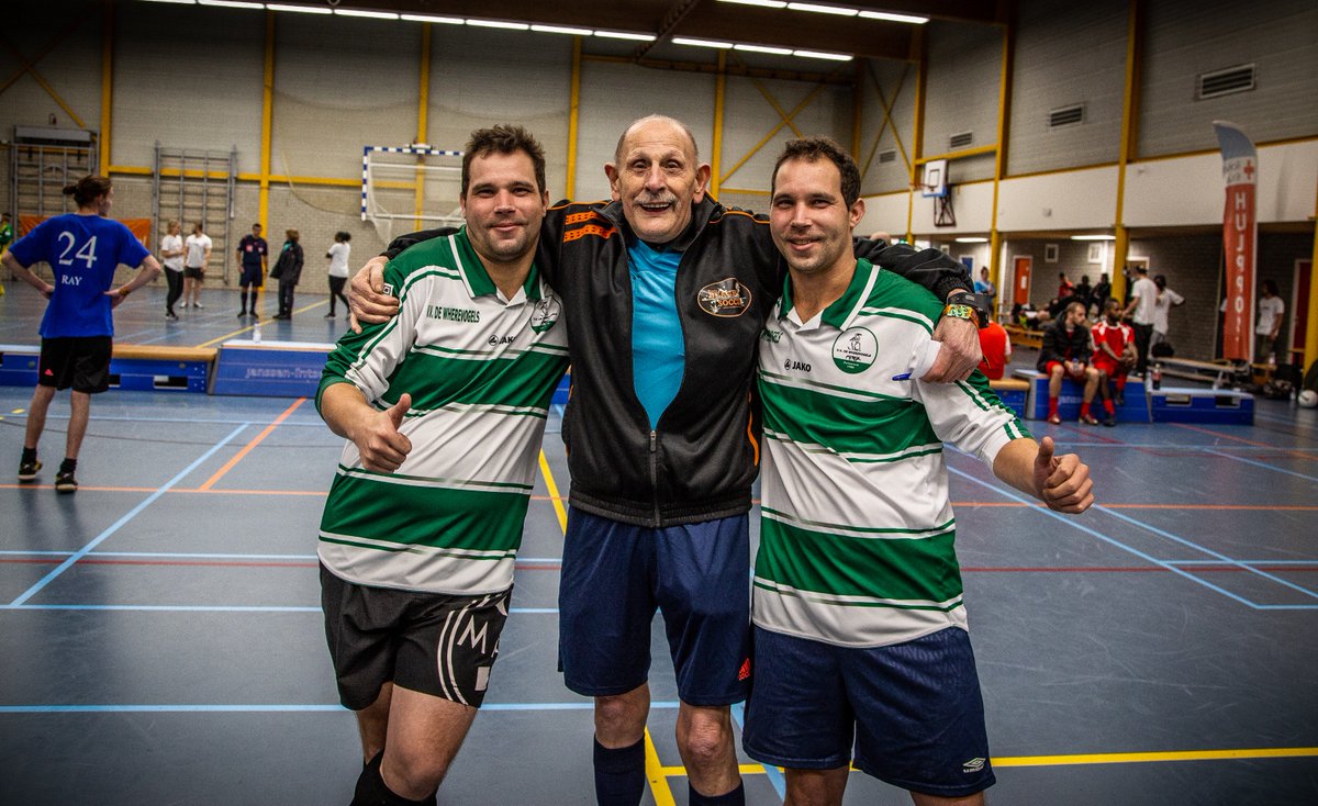 🎄⚽️ Warme chocolademelk, soep en sportieve zaalvoetbalwedstrijden. Dat kan maar één ding betekenen, het Life Goals Winter Festival Purmerend is in volle gang!

Life Goals Purmerend en <a href="/SpurdSport/">Spurd SportRecreatie</a> hulde voor de goede organisatie.