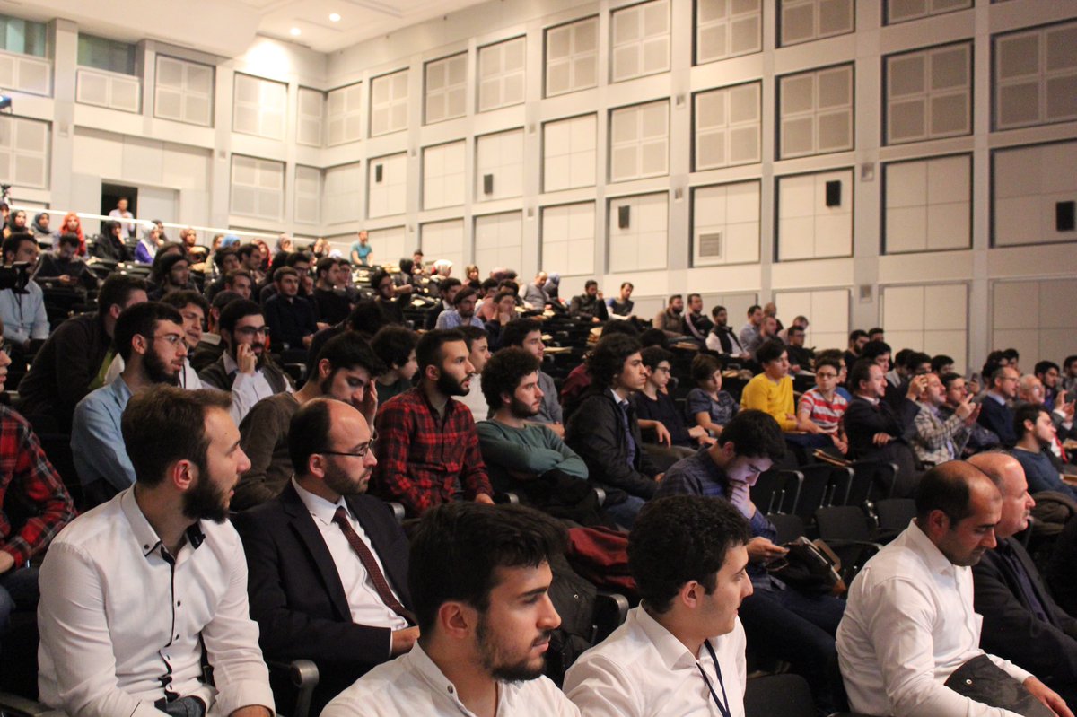 Perşembe akşamı sizlerin de katılımı ile gerçekleştirdiğimiz Mevlid-i Nebi programımızdan birkeç kare.