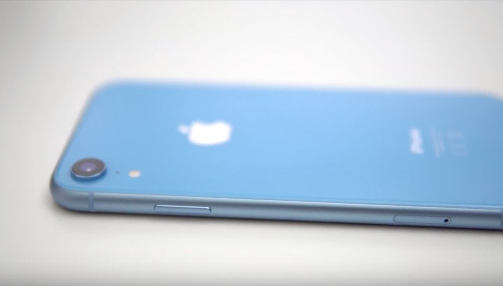 Bajas ventas del iPhone XS orillan a <a href="/Apple/">Apple</a> a producir nuevamente el iPhone X.